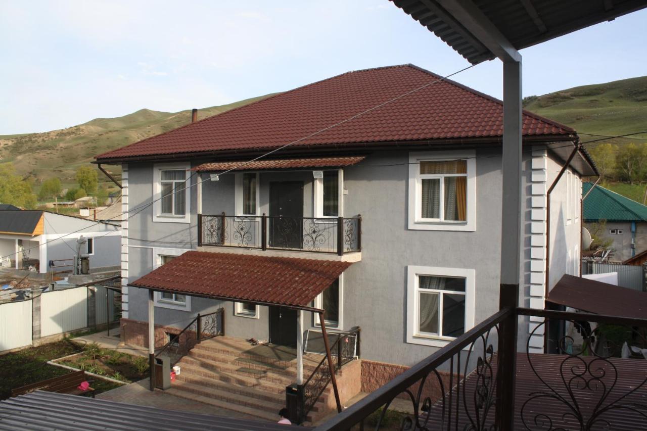 Saty Guest House Eksteriør billede
